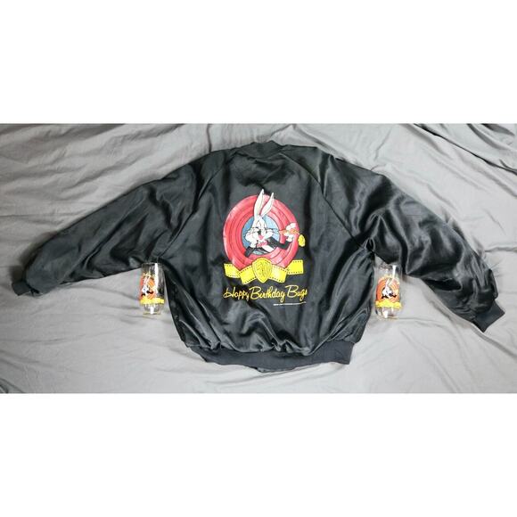 Bugs Bunny Happy Birthday 1990 Black Bomber Satin Jacket S XXL Vintage 2 Glasses - Picture 1 of 16